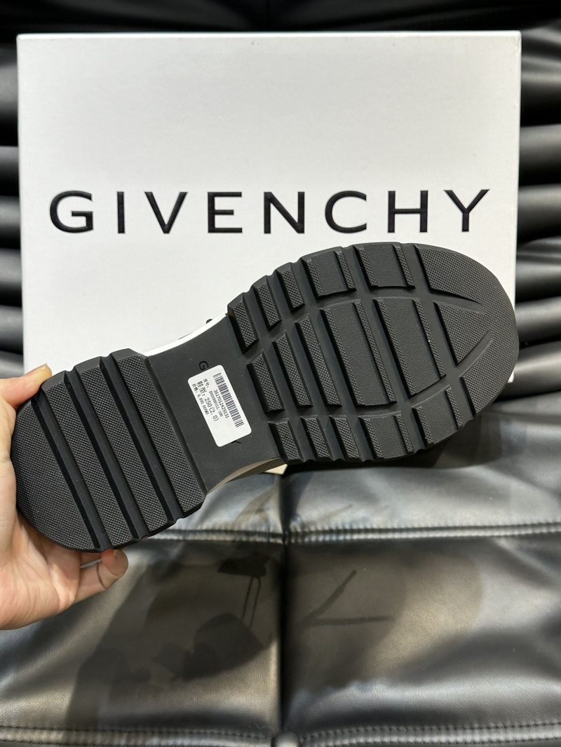 Givenchy Sneakers